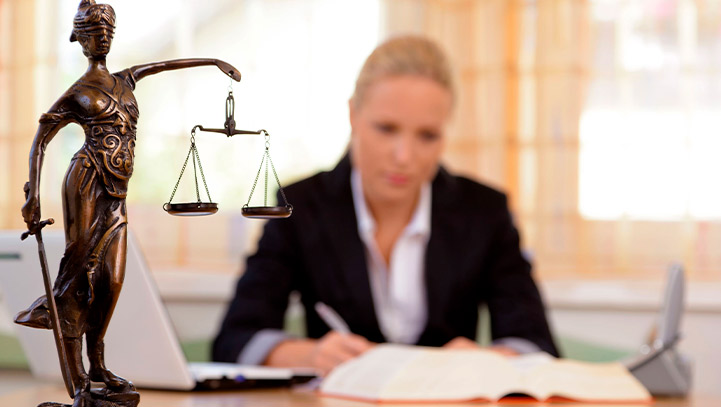 Como um advogado tributarista pode ajudar a sua empresa?